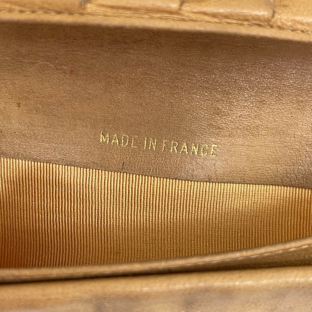 Chanel caviar leather wallet - Picture 10 of 11
